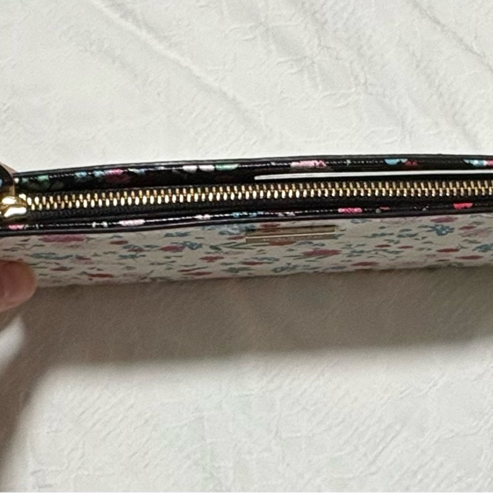 Kate Spade Floral Wallet- Multicolor - Picture 2 of 6